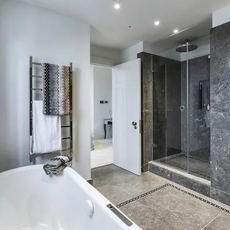 Luxury For Vacation *